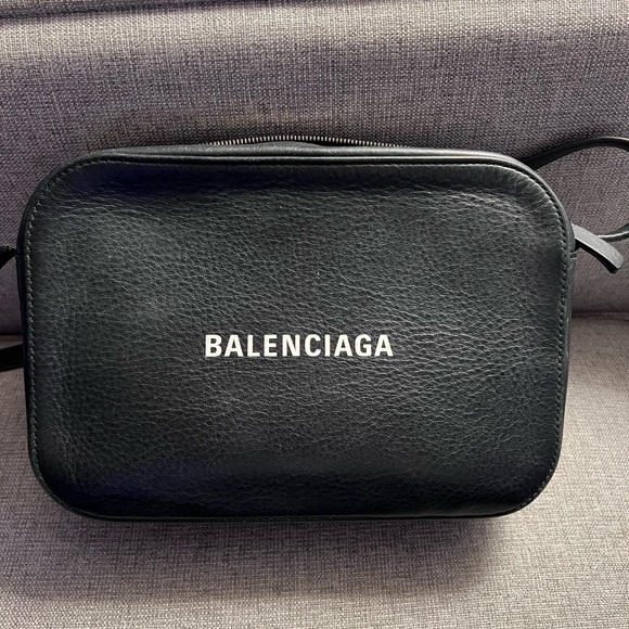 Balenciaga Everyday Small Camera Bag - Picture 2 of 6